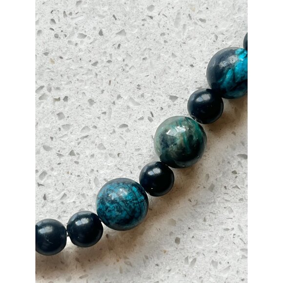 Handcrafted 22" Hand-Painted Glass Bead Necklace With Elegant Toggle Clasp - Picture 3 of 6